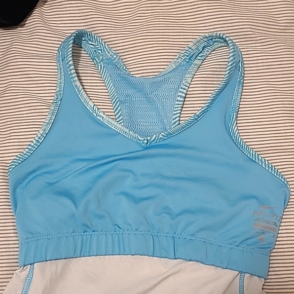 Nike tank - Picture 4 of 4